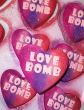 Load image into Gallery viewer, Love Bomb Bathbomb
